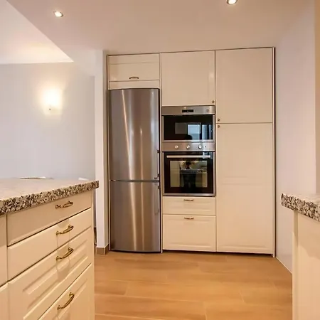 Almeria アパート *